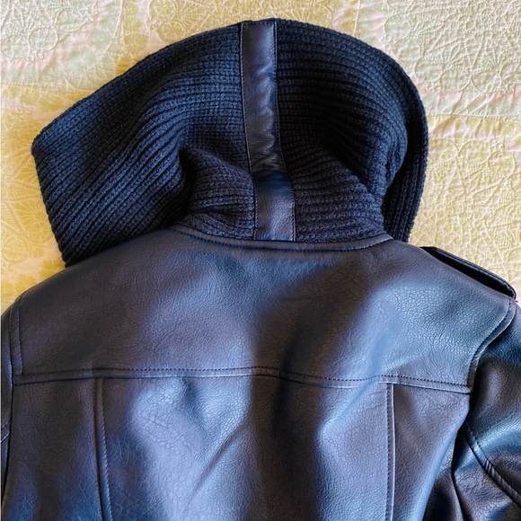 G.I.Ll. Blue faux leather belted moto jacket, attached knit shawl collar NWOT - Picture 8 of 15